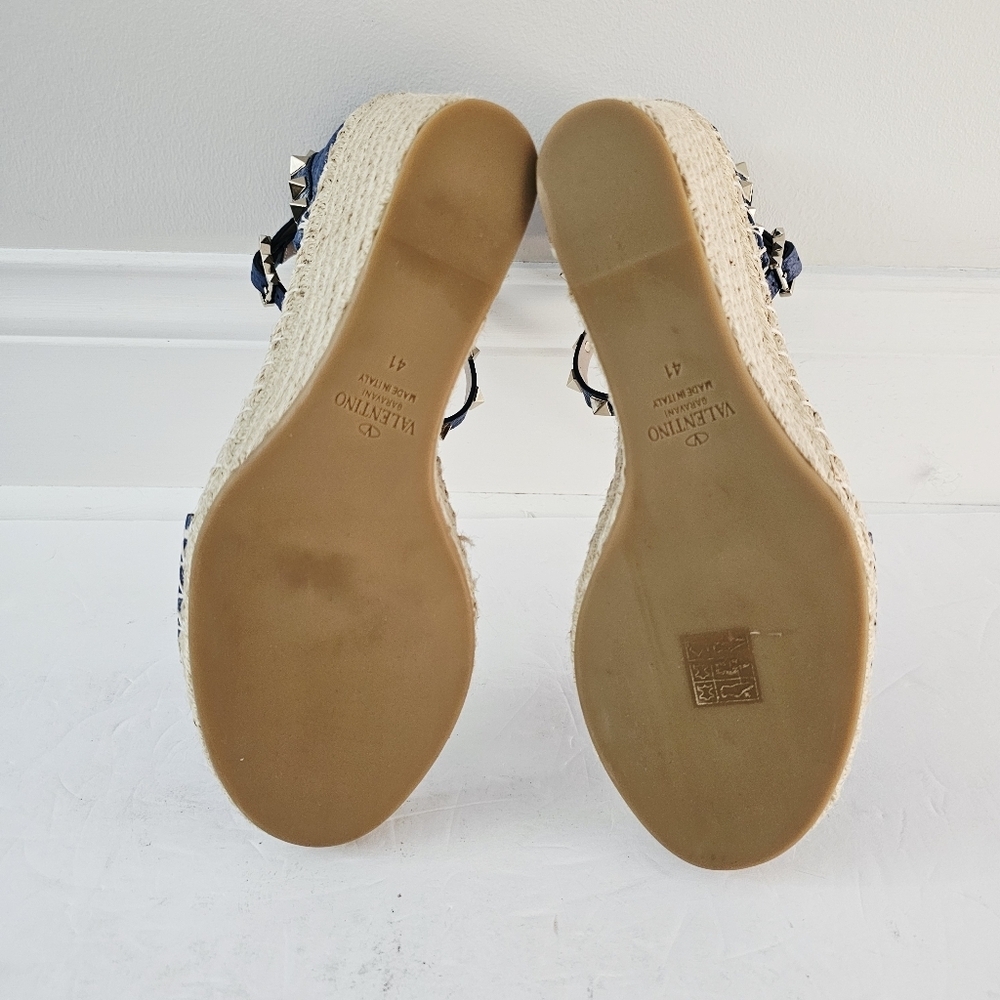 NEW Valentino Garavani Rockstud Strappy Espadrille Wedge Sandals Size EU 41 - Picture 7 of 9